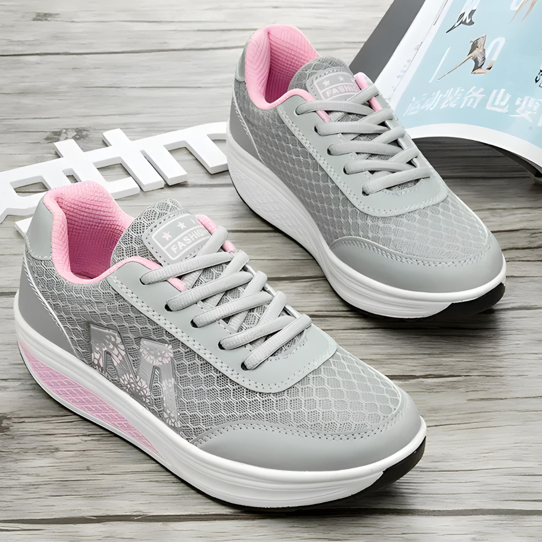 Stylische Lace Up Wedge Sneakers