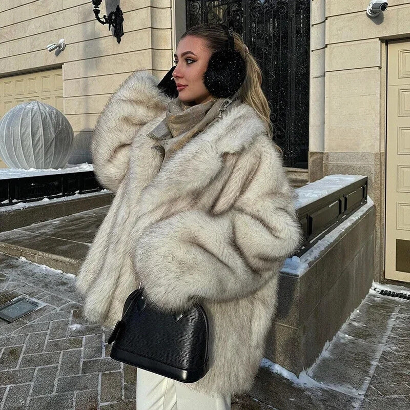 WW | Übergroße Winterjacke aus Pelz