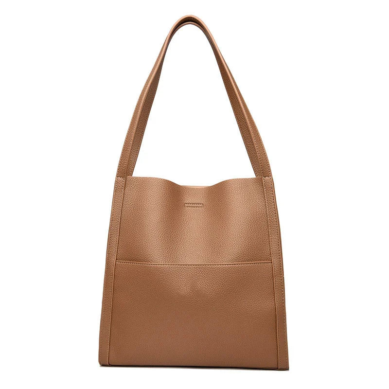 – Plain shoulder bag made of genuine leather