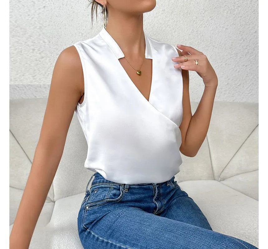 WW Elegant Sleeveless Solid Top