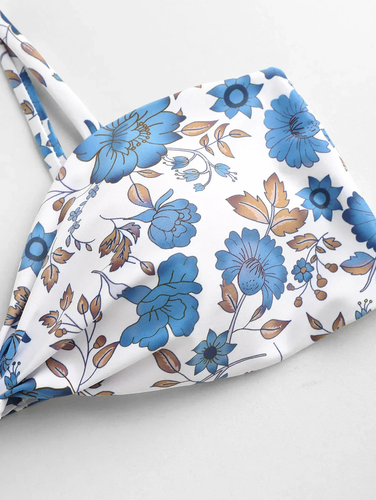 WW - Hoch geschnitten - Blumenmuster - Sommer
