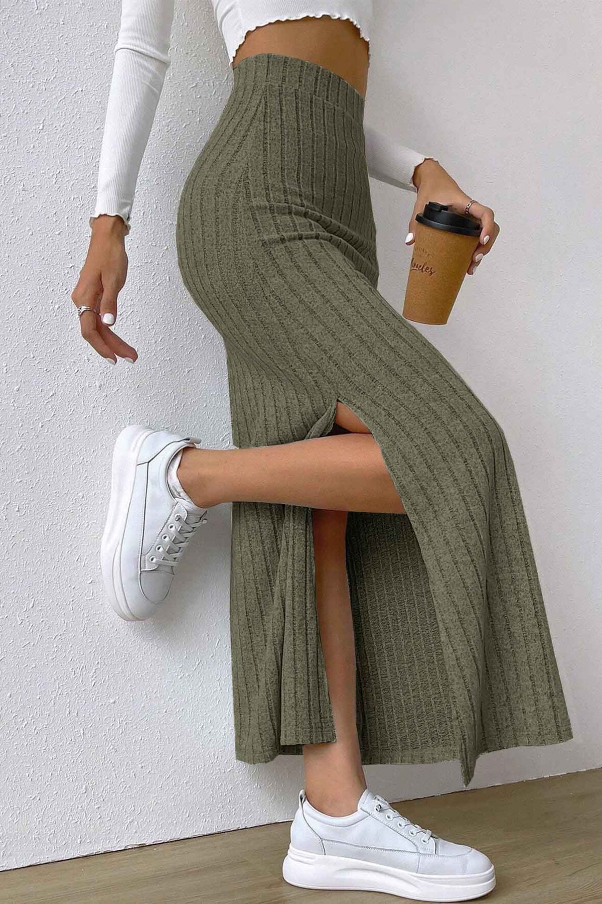 W&W - Knitted skirt with slit